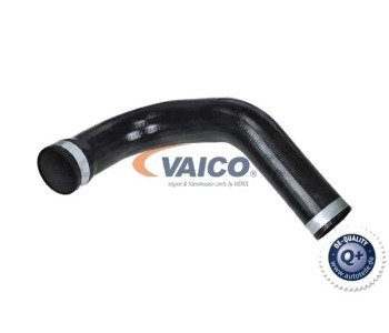 Въздуховод за турбината VAICO V42-0576 за FIAT SCUDO (220) пикап от 1996 до 2006