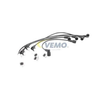 Комплект запалителни кабели VEMO за OPEL ASTRA F (56_, 57_) седан от 1995 до 1998