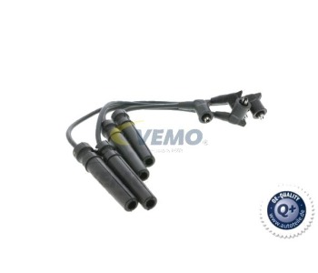 Комплект запалителни кабели VEMO за CHEVROLET LACETTI (J200) хечбек от 2003 до 2009