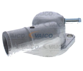 Фланец за охладителната течност VAICO V25-0686 за FORD FIESTA IV (JA, JB) от 1995 до 2002