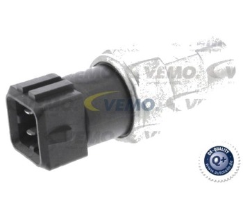 Прекъсвач на налягане, климатизация VEMO V10-73-0139 за VOLKSWAGEN POLO (6V5) комби от 1997 до 2001
