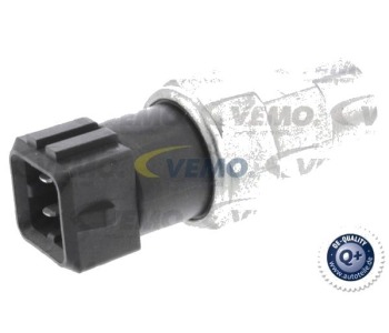 Прекъсвач на налягане, климатизация VEMO V10-73-0139 за VOLKSWAGEN POLO (6N2) хечбек от 1999 до 2001