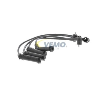 Комплект запалителни кабели VEMO за HYUNDAI GETZ (TB) от 2002 до 2010
