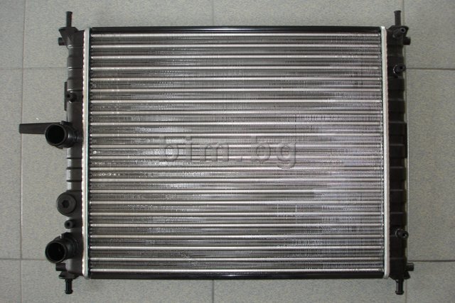 Воден радиатор размер 475/400/25 за FIAT MAREA (185) комби от 1996 до 2007