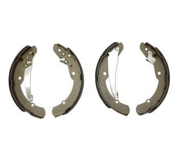 Комплект спирачни челюсти STARLINE за SKODA ROOMSTER (5J) Praktik товарен от 2007 до 2015