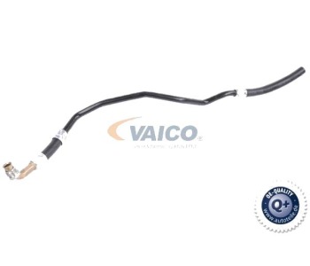 Гориевн маркуч VAICO V30-1489 за MERCEDES E (W210) седан от 1995 до 2003