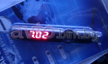 Часовник с термометър и волтметър