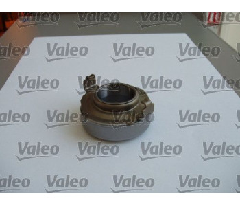 Комплект съединител VALEO 826607 за MAZDA PREMACY (CP) от 1999 до 2005