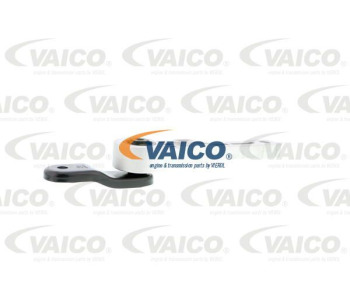 Тампон, ръчна скоростна кутия VAICO V10-3111 за VOLKSWAGEN PASSAT CC (357) от 2008 до 2012