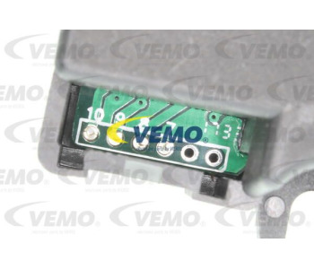 Маслен радиатор, двигателно масло VEMO V40-60-2117 за CHEVROLET AVEO (T250, T255) седан от 2005