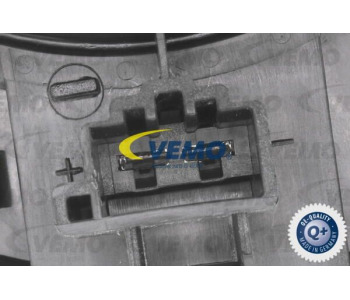 Маслен радиатор, двигателно масло VEMO V24-60-0014 за JEEP RENEGADE (BU) от 2014