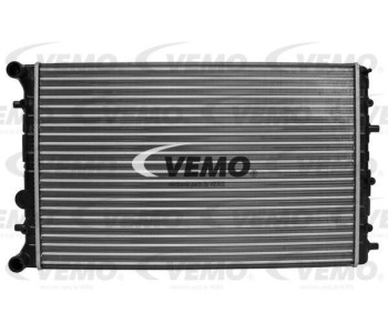 Реле, допълнителна работа на вентилатор на радиатора VEMO V15-71-0012 за VOLKSWAGEN LT I 40-55 (293-909) платформа от 1975 до 1996