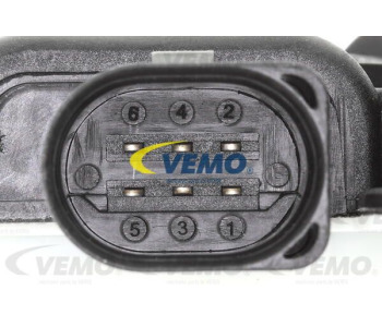 Вентилатор, охлаждане на двигателя VEMO V15-01-1836-1 за AUDI 80 купе (89, 8B) от 1988 до 1996