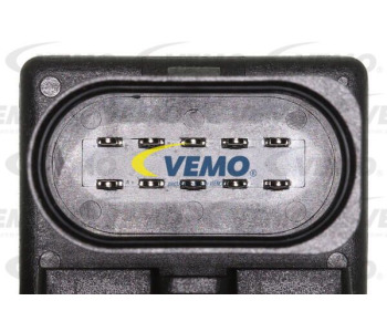 Комплект гарнитури, маслен радиатор VEMO V15-60-96087 за SEAT EXEO (3R2) седан от 2008