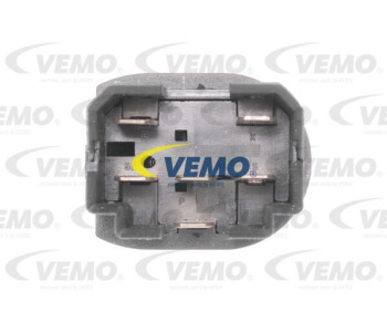 Корпус на термостат VEMO V15-99-1906 за VOLKSWAGEN GOLF IV (1J5) комби от 1999 до 2006