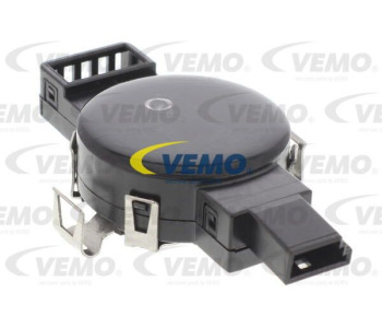 Прекъсвач на налягане, климатизация VEMO V10-73-0001 за AUDI A4 (8D2, B5) от 1994 до 2001