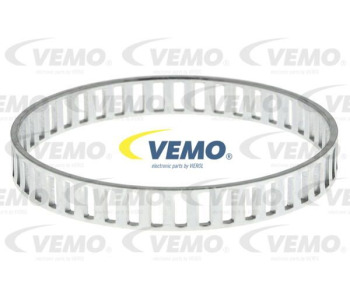Вентилатор, охлаждане на двигателя VEMO V15-01-1943 за AUDI A6 (C8, 4A2) от 2018