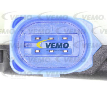 Вентилатор, охлаждане на двигателя VEMO V15-01-1873 за AUDI A8 (4D2, 4D8) от 1994 до 2002