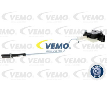 Регулатор, обдухване интериор VEMO V10-79-0020 за AUDI A8 (4E) от 2002 до 2010