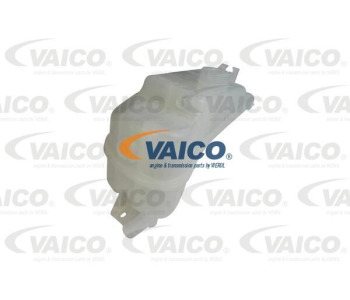 Маркуч на радиатора VAICO V42-0868 за PEUGEOT 308 II (T9) комби от 2014 до 2021