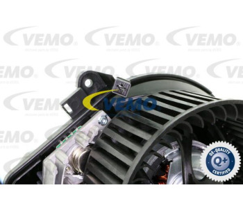 Интеркулер (охладител за въздуха на турбината) VEMO V22-60-0005 за PEUGEOT 207 CC (WD_) кабрио от 2007