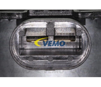Компресор, климатизация VEMO V22-15-2016 за PEUGEOT EXPERT (VF3A_, VF3U_, VF3X_) товарен от 2007