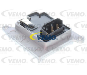 Корпус на термостат VEMO V30-99-0203 за RENAULT CLIO IV (KH_) комби от 2013 до 2019