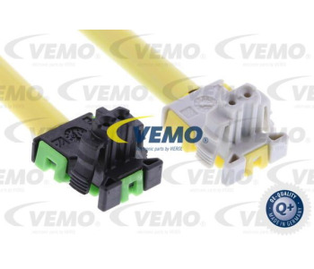 Вентилатор, охлаждане на двигателя VEMO V25-01-1562 за VOLVO S40 II (MS) от 2004 до 2012