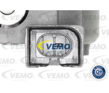Радиатор, охлаждане на двигателя VEMO V30-60-1292 за MERCEDES C (S202) комби от 1996 до 2001