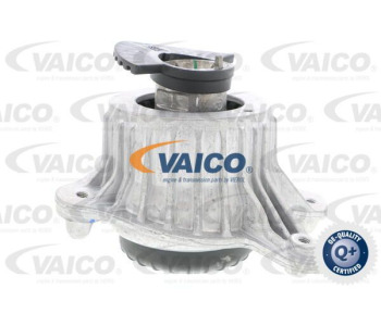 Тръбопровод за охладителната течност VAICO V30-3641 за MERCEDES C (S204) комби от 2007 до 2014