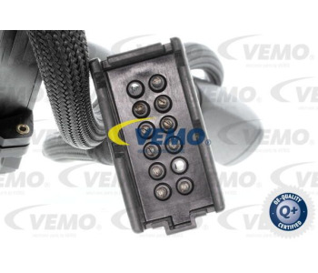 Термостат, охладителна течност VEMO V30-99-2274 за MERCEDES E (W211) седан от 2002 до 2009