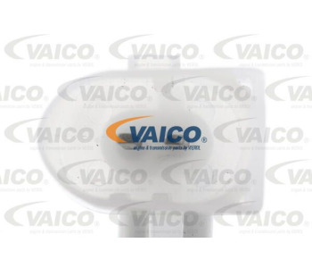 Водна помпа VAICO V30-50052 за MERCEDES C (S203) комби от 2001 до 2007