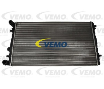 Кондензатор, климатизация VEMO V15-62-1032 за MERCEDES SPRINTER NCV3 (W906) 4.6T товарен от 2006 до 2018