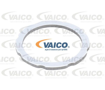 Маркуч на радиатора VAICO V20-3295 за MINI COOPER (R57) кабриолет от 2007 до 2015