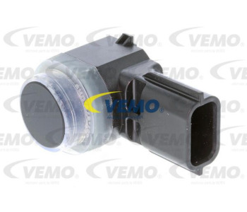 Корпус на термостат VEMO V46-99-1367 за RENAULT MEGANE I COACH (DA0/1_) купе от 1996 до 2003