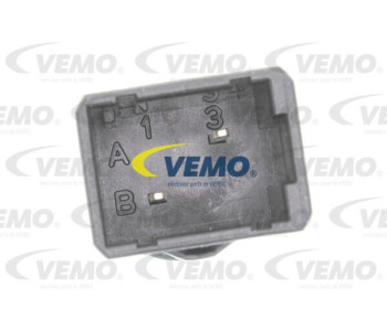Корпус на термостат VEMO V40-99-0005 за SAAB 900 II купе от 1993 до 1999