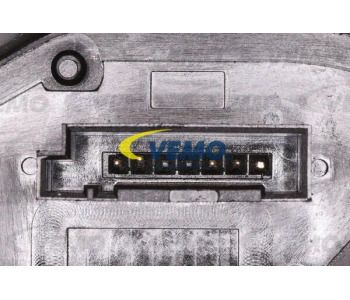 Вентилатор, охлаждане на двигателя VEMO V22-01-1790 за PEUGEOT 306 (7A, 7C, N3, N5) хечбек от 1993 до 2003