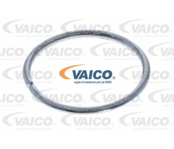 Маркуч на радиатора VAICO V46-1028 за RENAULT CLIO II (BB0/1/2_, CB0/1/2_) от 1998 до 2005