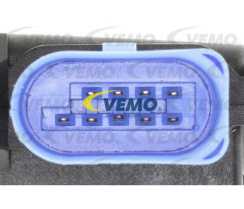Вентилатор, охлаждане на двигателя VEMO V15-01-1877 за VOLKSWAGEN POLO (6V5) комби от 1997 до 2001
