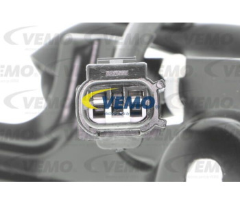 Маслен радиатор, двигателно масло VEMO V95-60-0006 за VOLVO C30 от 2006 до 2013