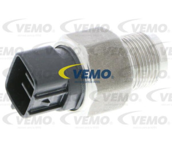 Датчик, температура на охладителната течност VEMO V95-72-0025 за VOLVO S40 I (VS) от 1995 до 2004