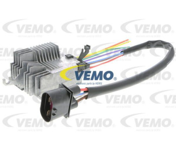 Корпус на дроселовата клапа VEMO V10-81-0011 за AUDI A3 (8P1) от 2003 до 2008