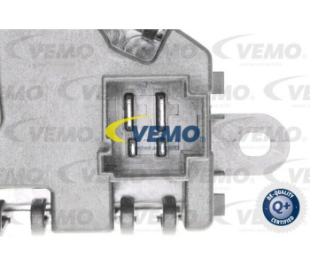 Корпус на дроселовата клапа VEMO V10-81-0025 за AUDI A3 (8P1) от 2003 до 2008