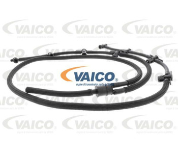Въздуховод за турбината VAICO V10-5527 за AUDI A3 Sportback (8VA, 8VF) от 2012