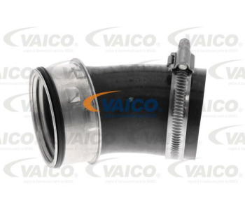 Въздуховод за турбината VAICO V10-3832 за AUDI A4 Allroad (8KH, B8) от 2009 до 2012