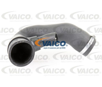 Въздуховод за турбината VAICO V10-3835 за AUDI A4 (8K2, B8) от 2007 до 2012