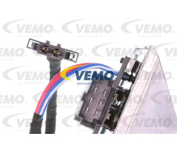 Корпус на дроселовата клапа VEMO V10-81-0008 за AUDI A4 Avant (8D5, B5) от 1994 до 2002