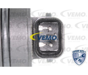Корпус на дроселовата клапа VEMO V30-81-0011 за MERCEDES CLK (A208) кабриолет от 1998 до 2002