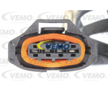 Корпус на дроселовата клапа VEMO V40-81-0007 за OPEL VECTRA C (Z02) седан от 2002 до 2009