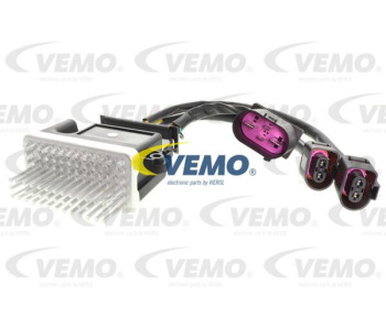 Корпус на дроселовата клапа VEMO V10-81-0018 за VOLKSWAGEN GOLF III (1H5) комби от 1993 до 1999